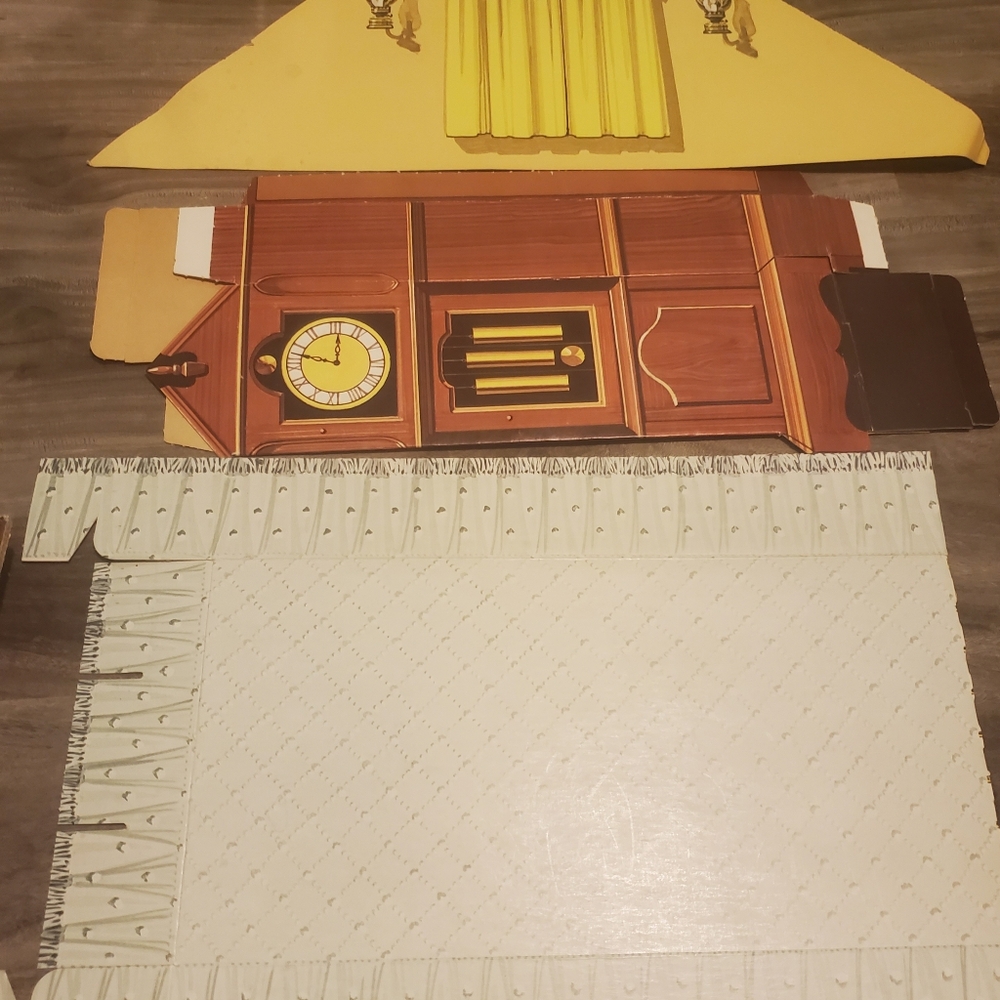 Extremely rare over 4ft high Suzy homemaker cardboard dollhouse - Picture 6 of 16